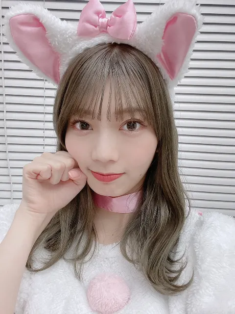 高本 彩花｜あゃめぃにゃん（2021-10-31）｜3枚目