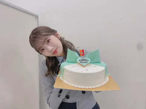 高本 彩花｜23歳になりました（2021-11-07）｜2枚目
