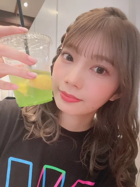 高本 彩花｜🍒（2022-07-27）｜4枚目