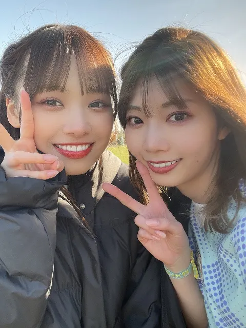 高本 彩花｜⚽️👓🎀（2023-04-21）｜4枚目