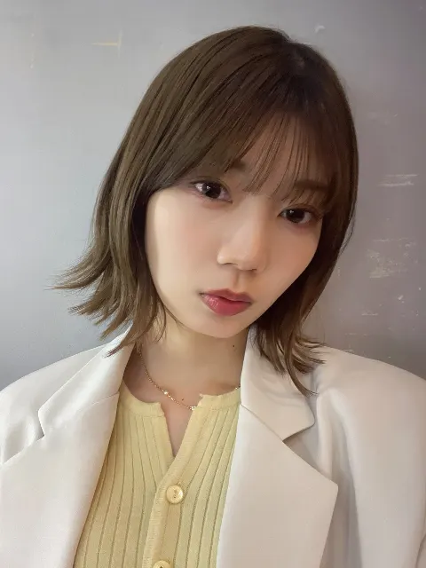 高本 彩花｜初めて外ハネしてみたよ、どうかな？（2023-04-24）｜2枚目