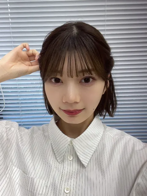 高本 彩花｜風強かったよね（2023-05-06）｜3枚目