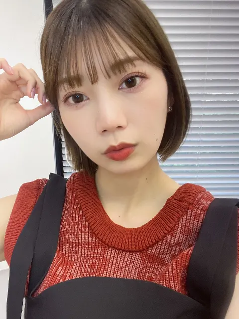 高本 彩花｜夏服集めしなきゃ🍉（2023-05-31）