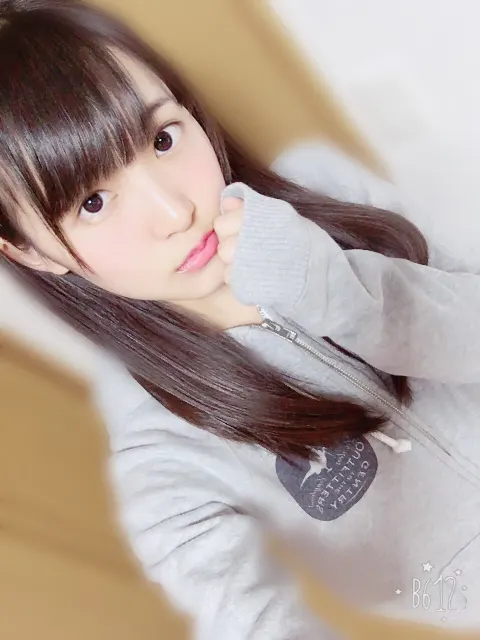 高瀬 愛奈｜フーディー（2016-11-11）