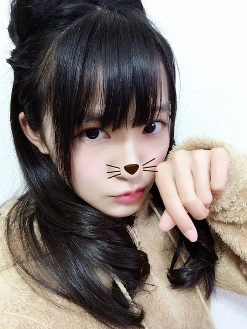高瀬 愛奈｜ねこの日（2017-02-24）｜2枚目