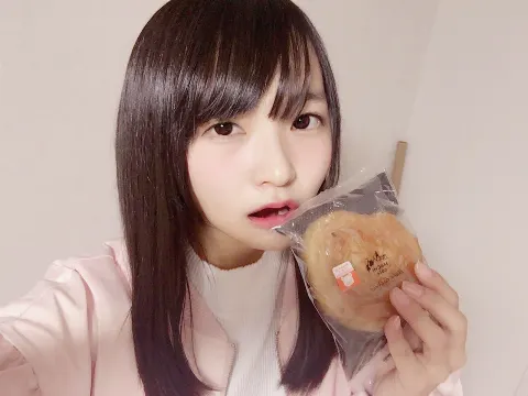 高瀬 愛奈｜やっと、やっと(* ॑꒳ ॑*  )（2017-04-21）｜4枚目