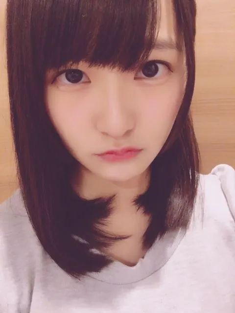 高瀬 愛奈｜気づいた\(_˙ω˙_)/（2017-05-12）｜2枚目