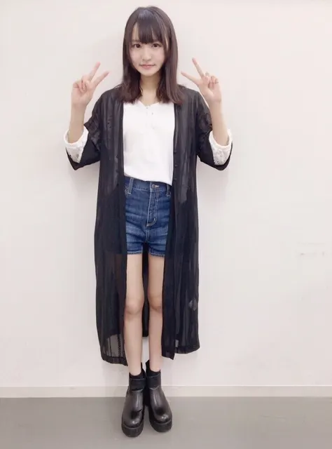 高瀬 愛奈｜個別握手会〜幕張メッセ〜（2017-05-28）｜2枚目