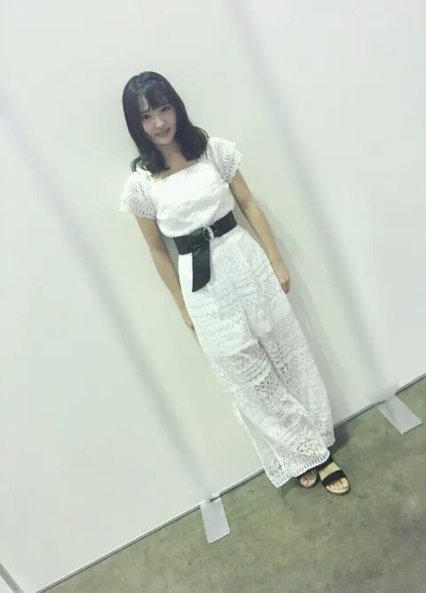 高瀬 愛奈｜個別握手会（2017-08-14）｜3枚目