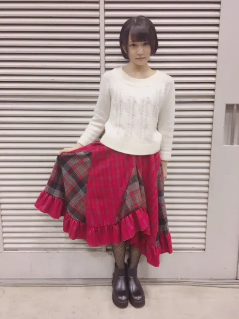 高瀬 愛奈｜握手会ありがとう♡（2017-11-20）｜2枚目