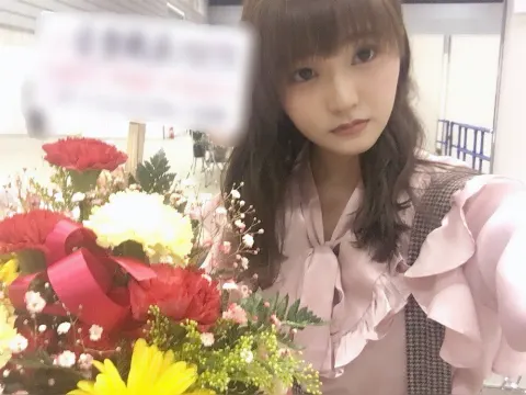 高瀬 愛奈｜お花🌸（2018-02-13）｜5枚目