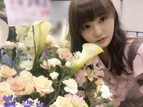 高瀬 愛奈｜お花🌸（2018-02-13）｜8枚目