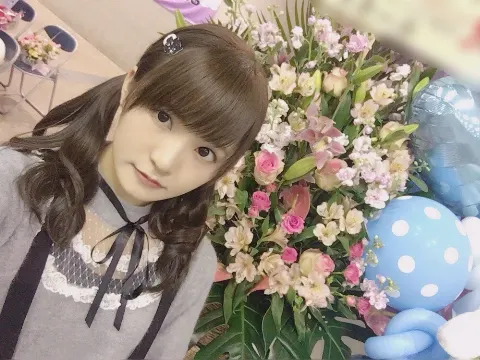 高瀬 愛奈｜お花🌼part2（2018-02-05）｜2枚目