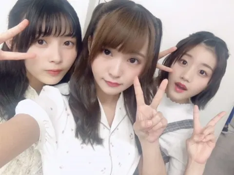 高瀬 愛奈｜個別握手会（2018-04-24）｜5枚目