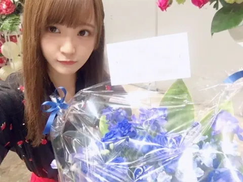 高瀬 愛奈｜お花🌸（2018-04-26）｜4枚目