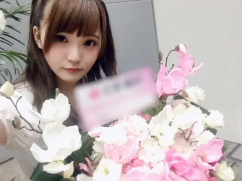 高瀬 愛奈｜お花🌸（2018-04-26）｜3枚目