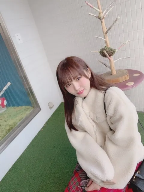 高瀬 愛奈｜お正月ポスター🍛（2019-01-03）｜3枚目