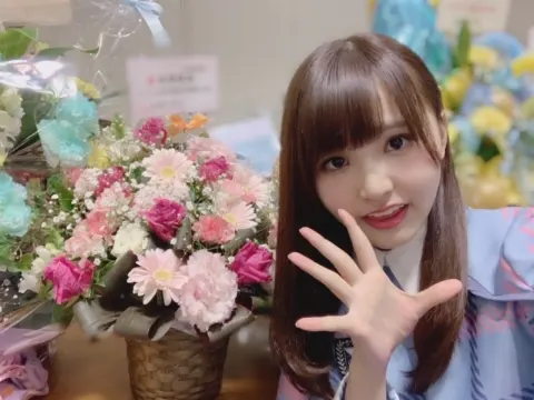 高瀬 愛奈｜全国握手会in大阪（2019-03-25）｜2枚目
