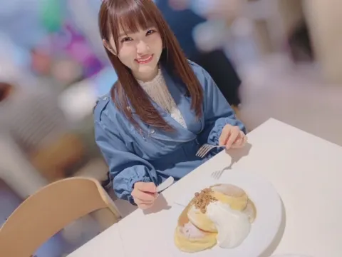 高瀬 愛奈｜個別握手会（2019-04-12）｜6枚目