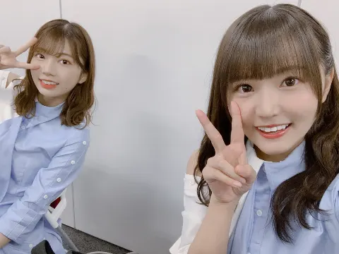 高瀬 愛奈｜アザトカワイイ披露💙（2020-10-07）｜2枚目