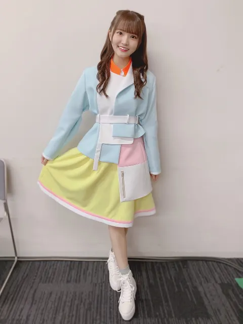 高瀬 愛奈｜君しか勝たん公開💪＆日向撮（2021-04-27）｜2枚目