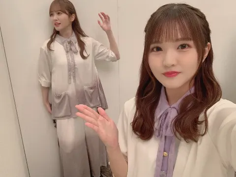 高瀬 愛奈｜いろんなまなふぃ🐶（2021-11-13）｜2枚目