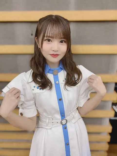 高瀬 愛奈｜新衣装💎（2021-12-02）｜2枚目