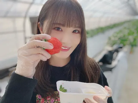 高瀬 愛奈｜待ってます〜👋（2022-05-18）｜2枚目