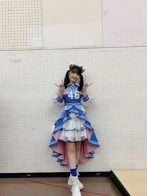 高瀬 愛奈｜あけましておめでとうございまなふぃ🐰（2023-01-04）｜2枚目