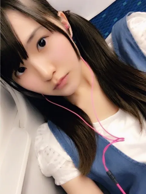 高瀬 愛奈｜グミはお菓子の中でも好きな方です。（2016-09-29）