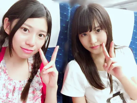 高瀬 愛奈｜ルイボスめがね(-ロωロ-)（2016-10-02）｜2枚目