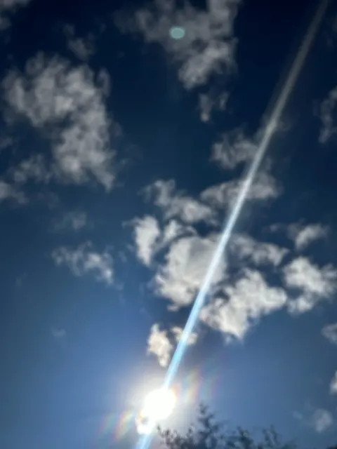 潮 紗理菜｜綺麗な冬の空。（2023-12-01）