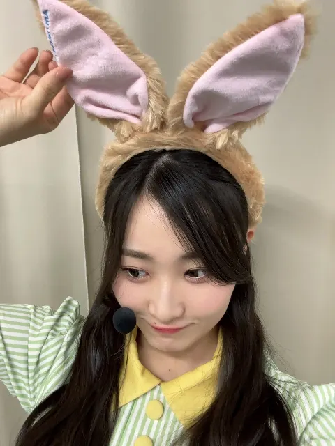 潮 紗理菜｜こんばんは。明日の深夜ご予定ありますか…？♡（2023-12-02）｜5枚目