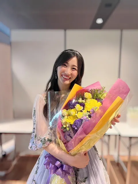 潮 紗理菜｜みなさんへ。　🍀（2023-12-11）｜7枚目