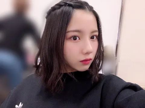 渡邉 美穂｜鏡に映る未完成な素顔（2018-11-06）｜4枚目