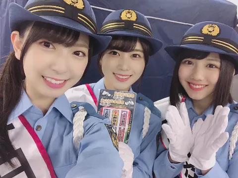 渡邉 美穂｜一日交通部長なり👮🏻‍♀️（2018-09-23）｜2枚目