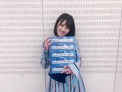 渡邉 美穂｜ピースしちゃう✌🏻️（2019-04-28）｜4枚目