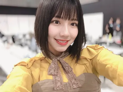 渡邉 美穂｜握手納めでしたとさ🖐🏻（2019-12-19）