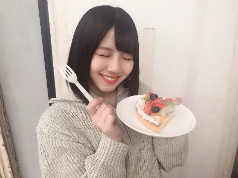 渡邉 美穂｜20歳になりました㊗️（2020-02-25）｜2枚目