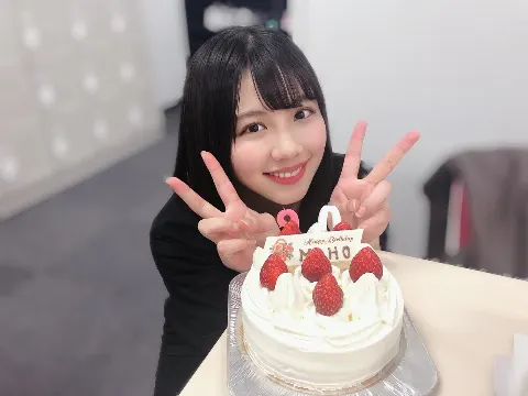 渡邉 美穂｜20歳になりました㊗️（2020-02-25）｜3枚目