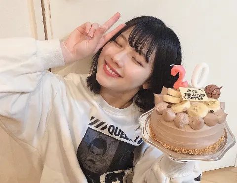 渡邉 美穂｜20歳になりました㊗️（2020-02-25）｜6枚目