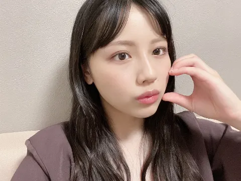 渡邉 美穂｜眠くなくても目を瞑って横になるようにしています。（2021-08-20）｜3枚目