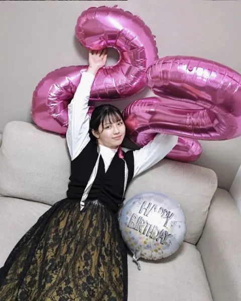 渡邉 美穂｜✌🏻✌🏻（2022-02-25）｜4枚目