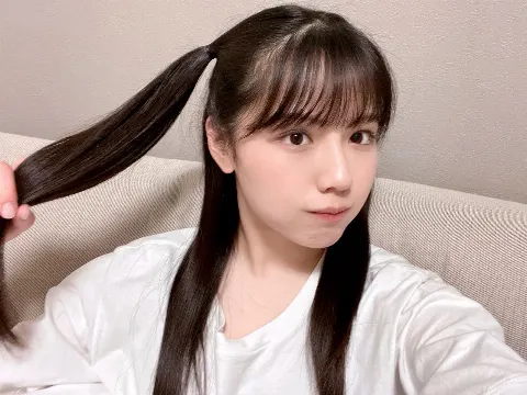 渡邉 美穂｜ハーフツインのやり方分からない🐰（2022-04-22）