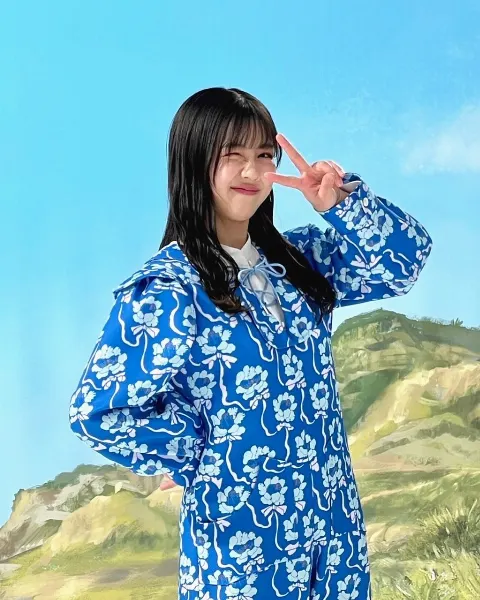 渡邉 美穂｜できもしないウィンクを練習してみるのさ🐧（2022-04-27）