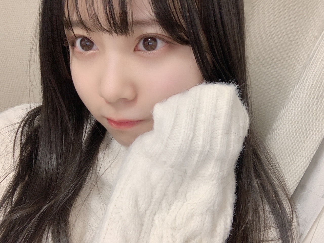 新4期生｜真っ白な季節~。佐藤璃果（2020-12-14）