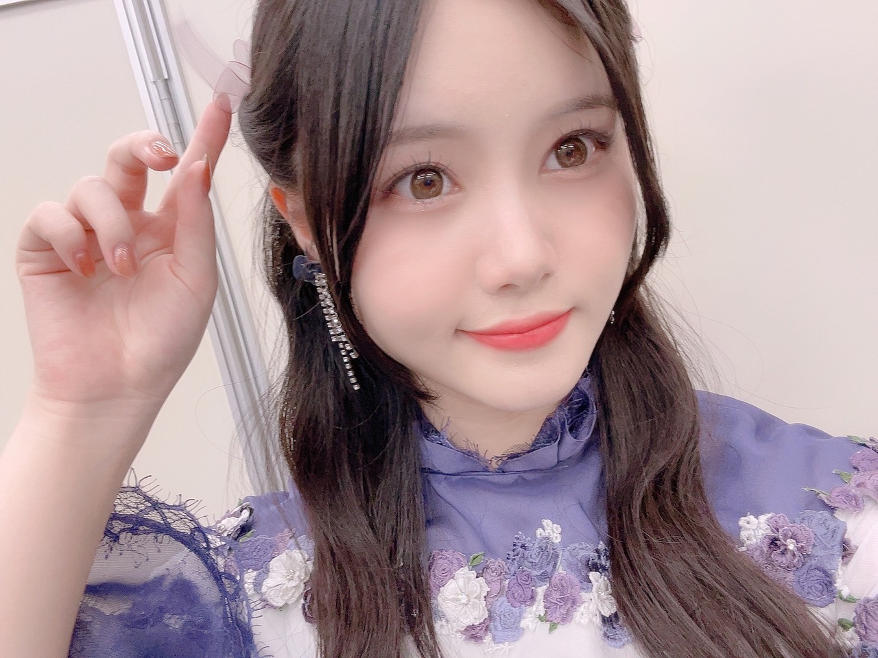 伊藤 理々杏｜これからもずっと（2023-01-01）｜4枚目