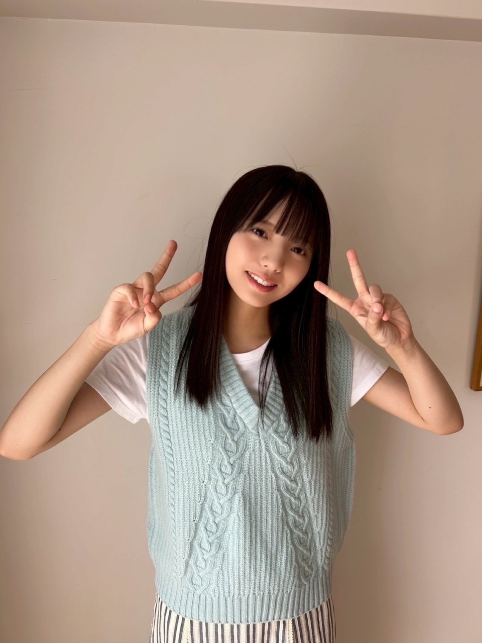 海邉 朱莉｜上京一日目何してたかなって写真フォルダを見返したら、アラームのスクショでした。（2025-10-15）