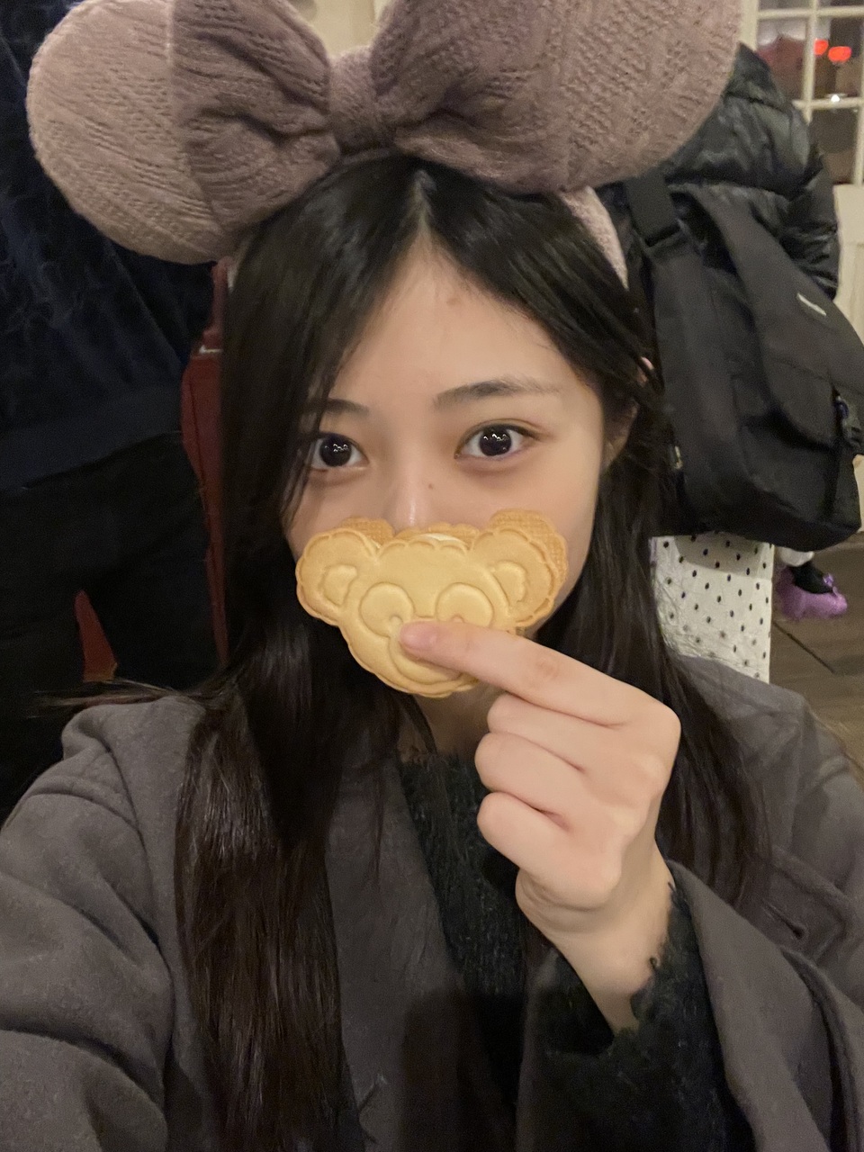 川端 晃菜｜年末あくせく（2025-12-05）