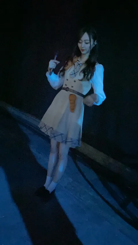 梅澤 美波｜ブログを書くときとアップするときの時系列が一致しませんね、ところでやっと寒さが来ましたね（2021-10-17）｜2枚目